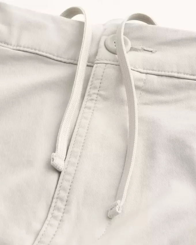 Above-the-Knee Cooling Golf Shorts