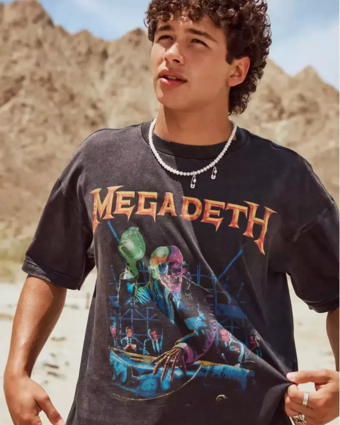 Boxy Megadeth Tour Graphic Tee