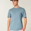Classic Fit Crew T-Shirt Classic Fit Crew T-Shirt