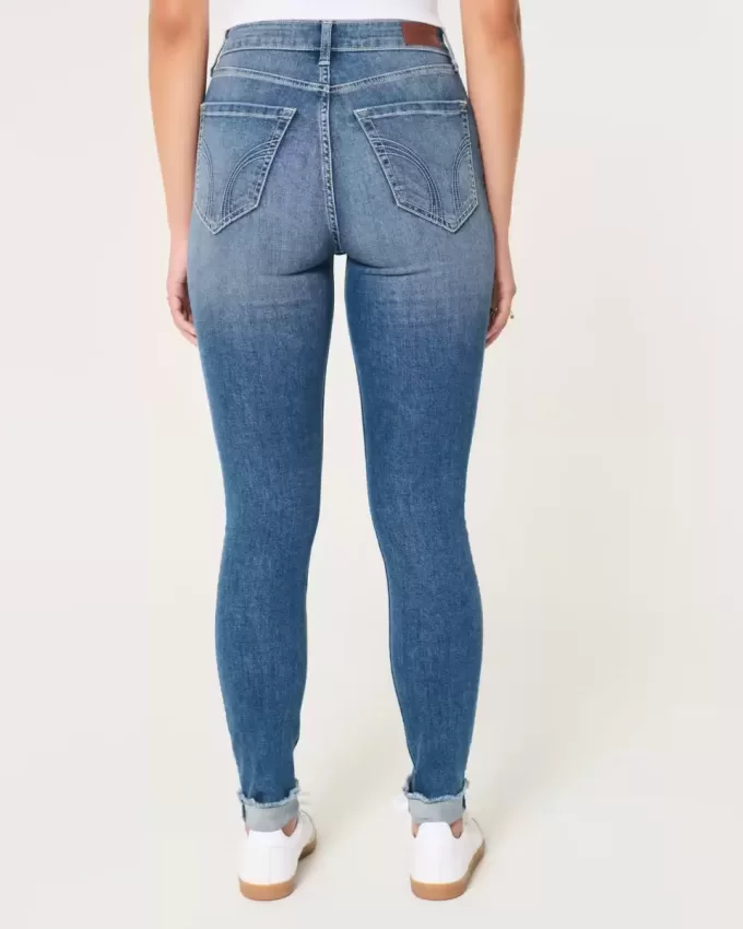 Curvy High-Rise Medium Wash Super Skinny Jeans