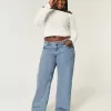 Curvy Low-Rise Medium Wash Baggy Jeans