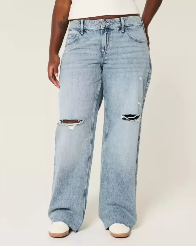 Curvy Low-Rise Ripped Medium Wash Baggy Jeans