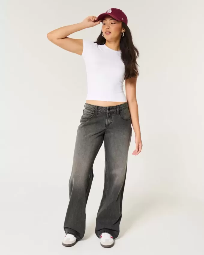 Curvy Low-Rise Washed Black Baggy Jeans Curvy Low-Rise Washed Black Baggy Jeans