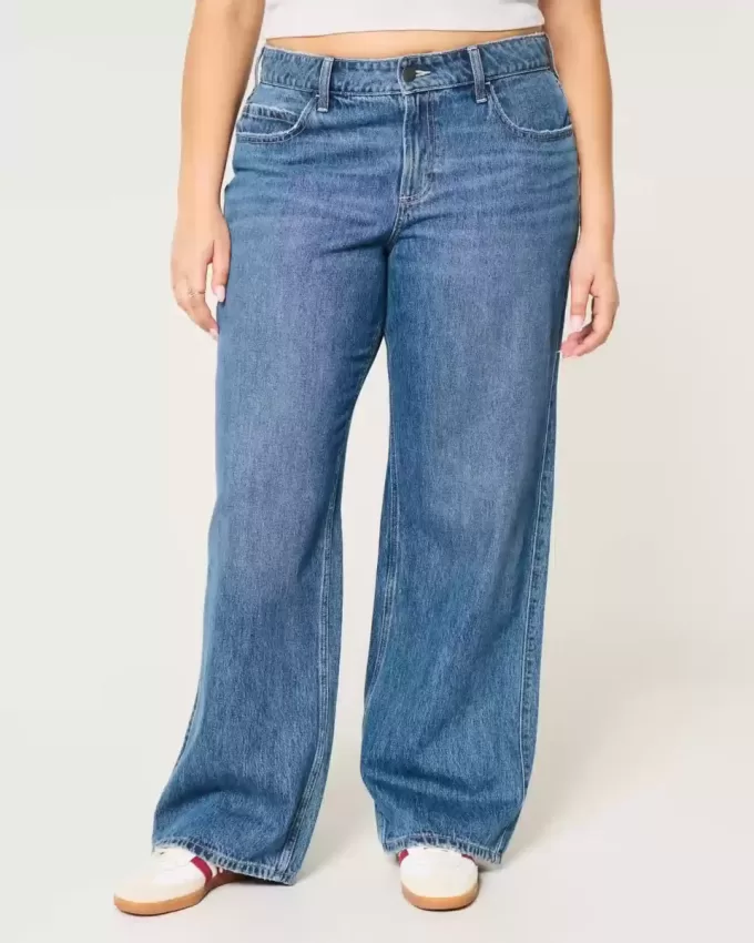Curvy Mid-Rise Medium Wash Baggy Jeans