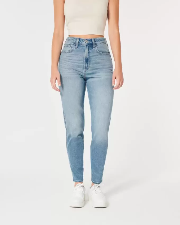 Curvy Ultra High-Rise Medium Wash Mom Jeans