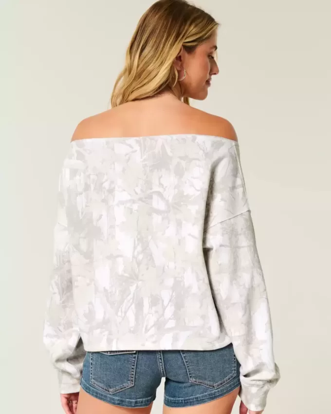 Easy Double Off-the-Shoulder Camo Sweatshirt