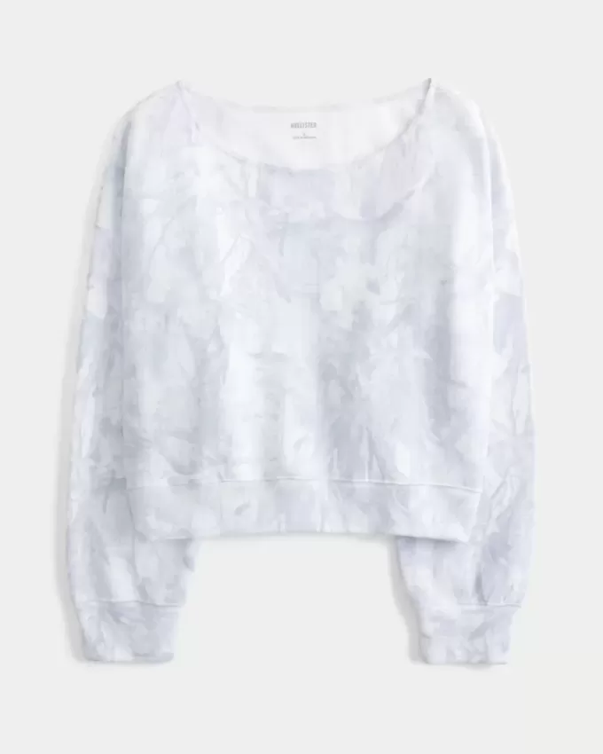 Easy Off-the-Shoulder Camo Sweatshirt Easy Off-the-Shoulder Camo Sweatshirt