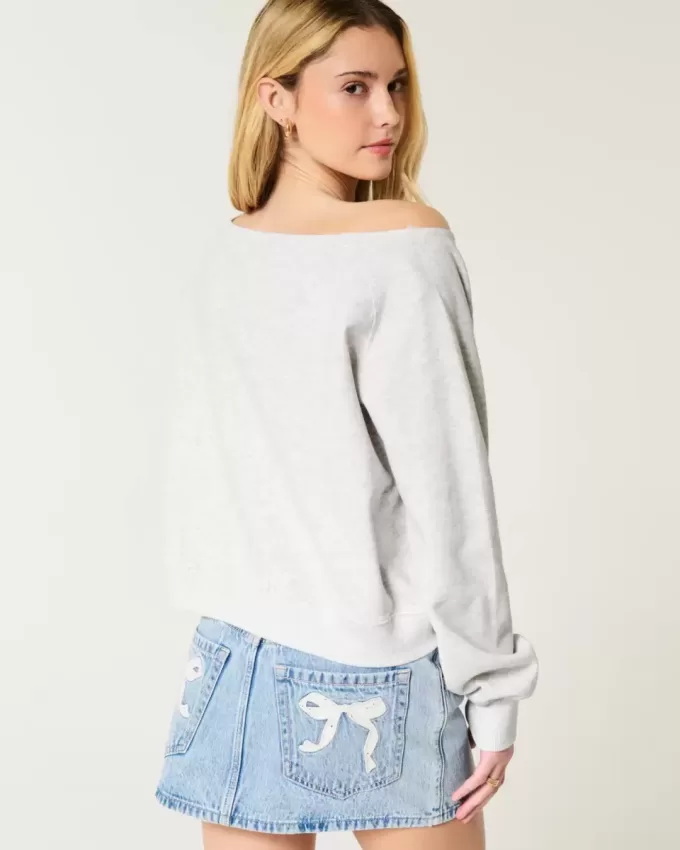 Easy Off-the-Shoulder Number Graphic Crew Sweatshirt Easy Off-the-Shoulder Number Graphic Crew Sweatshirt