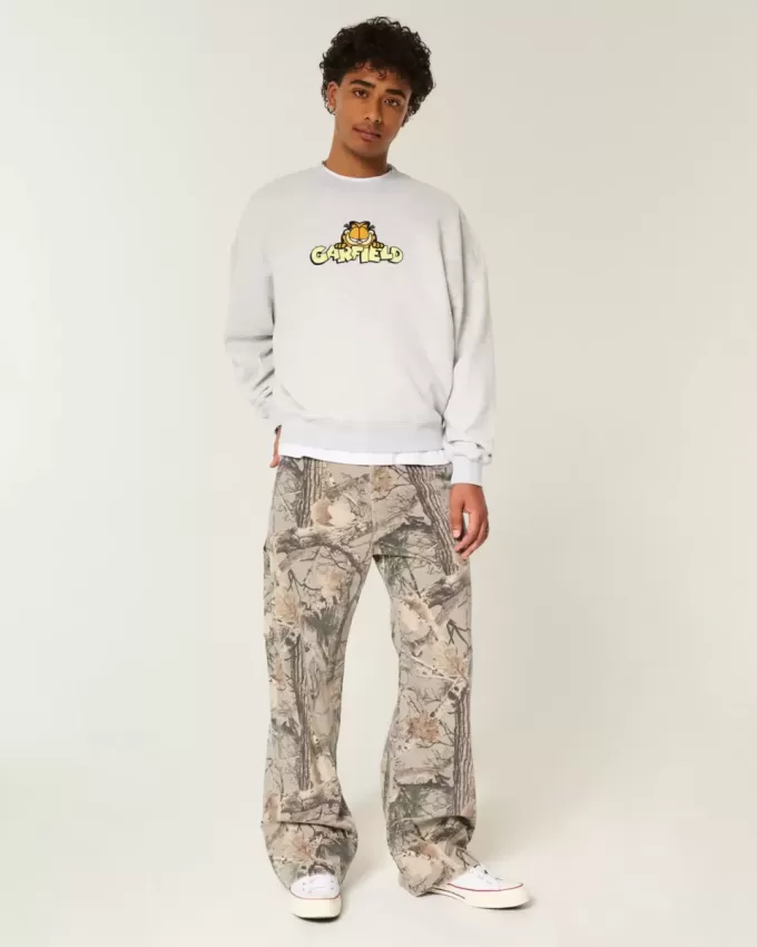 Garfield Graphic Crew Sweatshirt