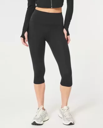 Gilly Hicks Active Recharge Capri Leggings