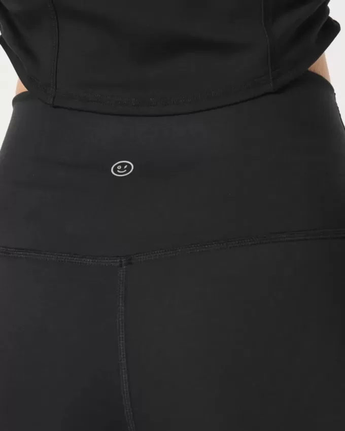 Gilly Hicks Active Recharge Capri Leggings Gilly Hicks Active Recharge Capri Leggings