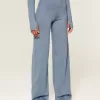 Gilly Hicks Active Recharge Wide-Leg Pants
