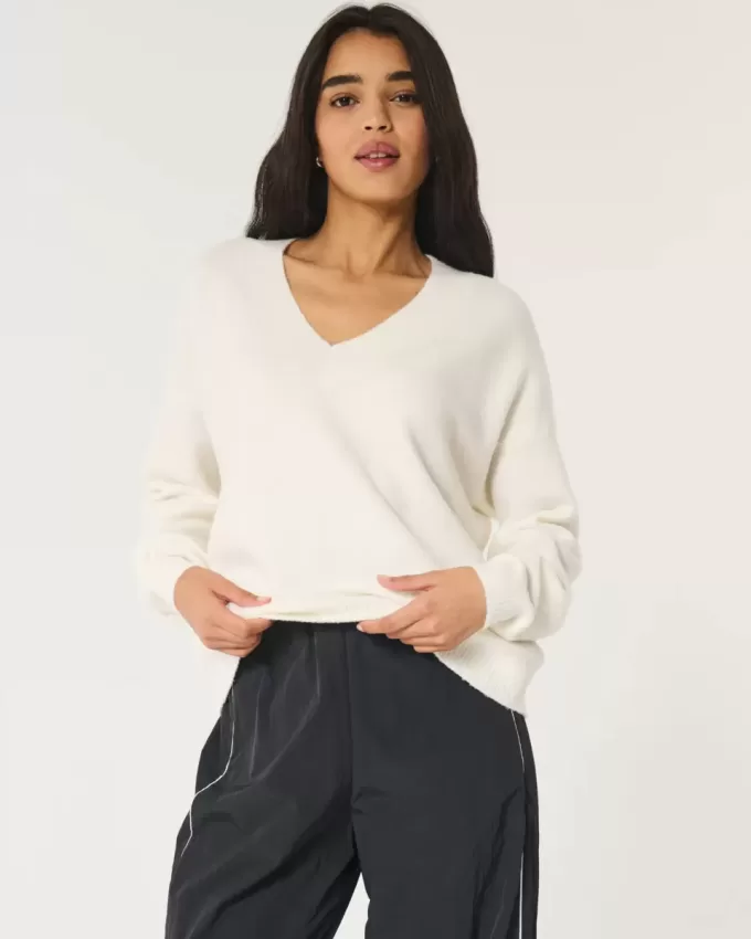 Hollister Comfy Cloud Oversized V-Neck Sweater