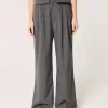 Hollister Livvy Ultra High-Rise Wide-Leg Pants