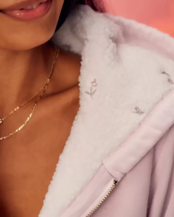 Hollister x Crocs Sherpa-Lined Zip-Up Hoodie Hollister x Crocs Sherpa-Lined Zip-Up Hoodie