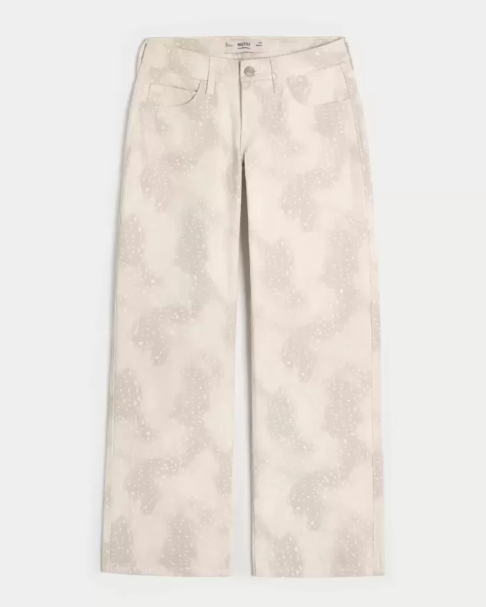 Low-Rise Doe Print Baggy Jeans Low-Rise Doe Print Baggy Jeans