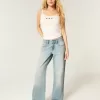 Low-Rise Light Wash Baggy Jeans