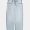 Low-Rise Medium Wash Tapered Baggy Jeans