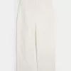 Low-Rise Tapered Baggy Carpenter Pants Low-Rise Tapered Baggy Carpenter Pants