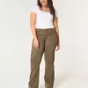 Mid-Rise Relaxed Cargo Boot Pants