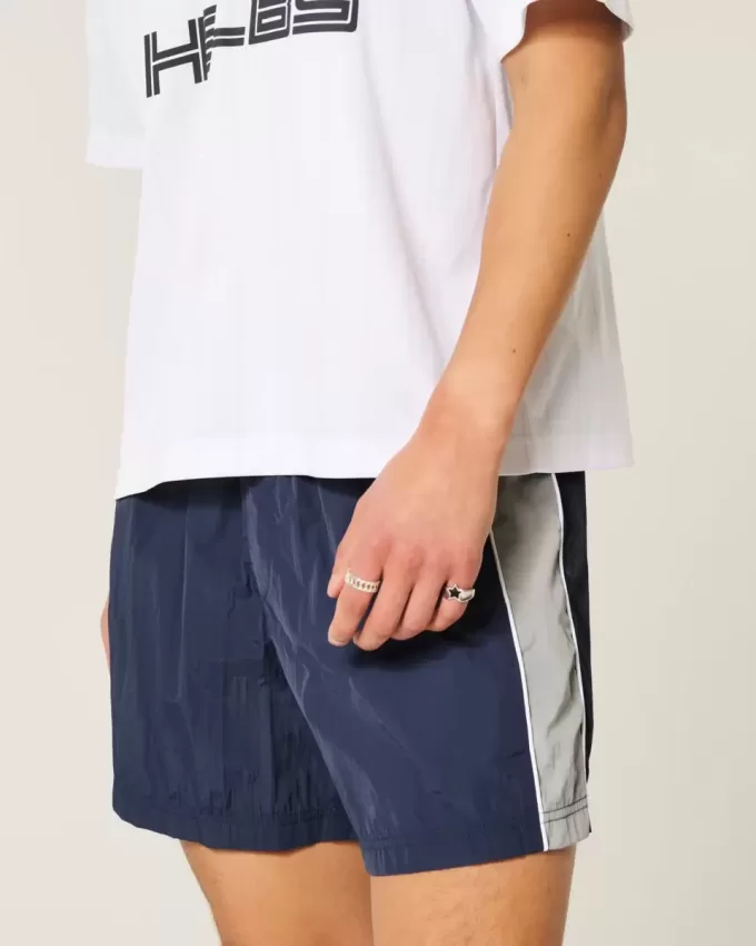 Mid-Thigh Baggy Soccer Shorts