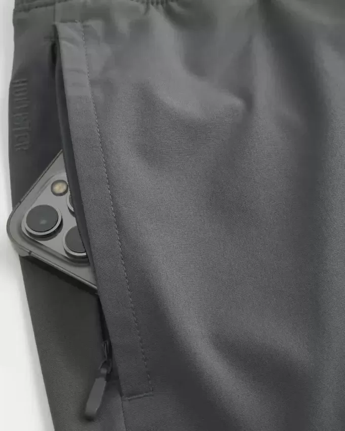 Mid-Thigh Hybrid Active Shorts Mid-Thigh Hybrid Active Shorts