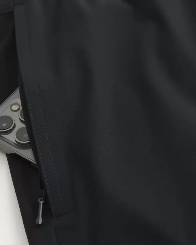 Mid-Thigh Hybrid Active Shorts