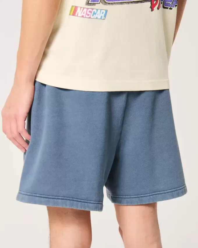 Mid-Thigh Loose Fleece Shorts Mid-Thigh Loose Fleece Shorts