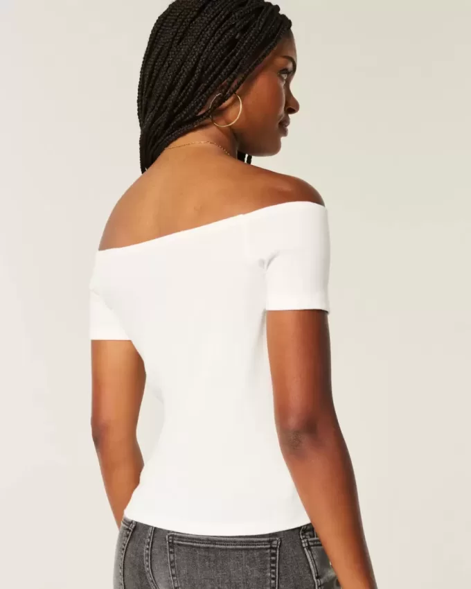 Off-the-Shoulder Cutesy Graphic Tee