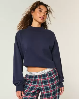Oversized Mock-Neck Sweatshirt