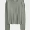 Seamless Fabric Long-Sleeve Crew Top Seamless Fabric Long-Sleeve Crew Top