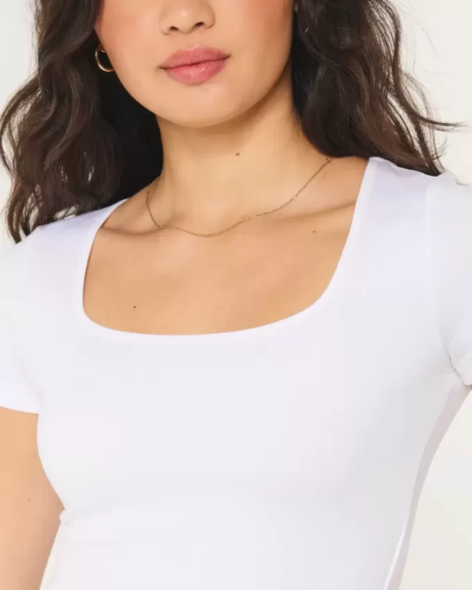 Seamless Fabric Square-Neck Baby Tee