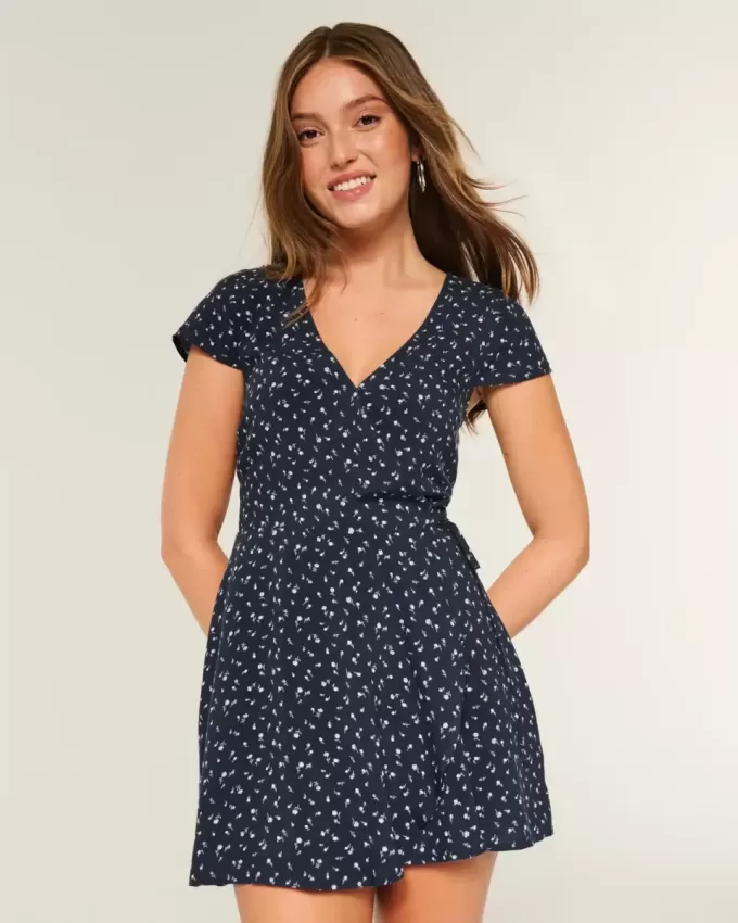 Short-Sleeve Wrap Dress Short-Sleeve Wrap Dress
