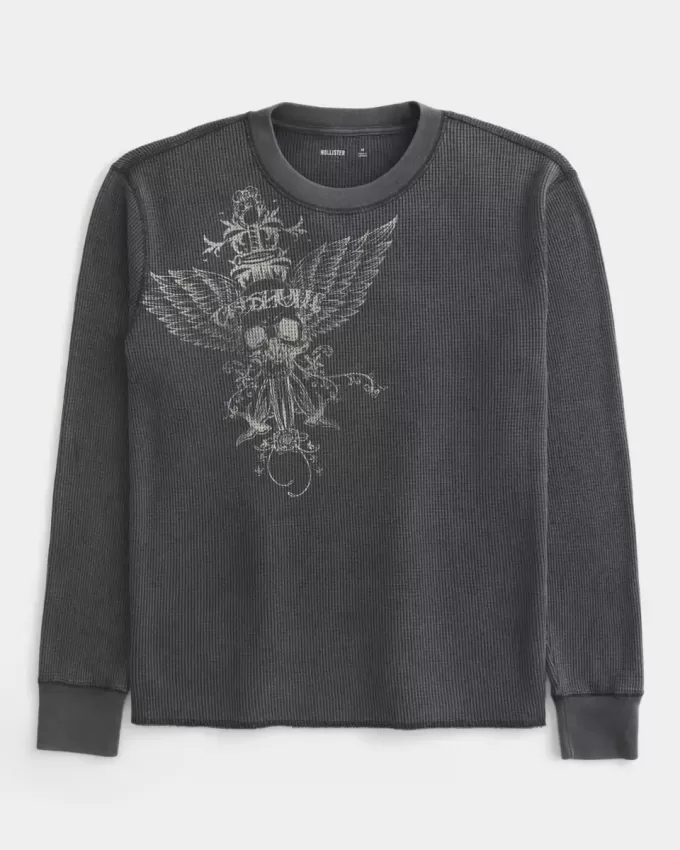 Skull Graphic Thermal Crew Shirt