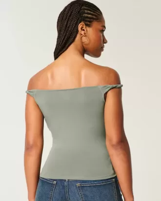 Twisted Off-the-Shoulder New York City Graphic Tee