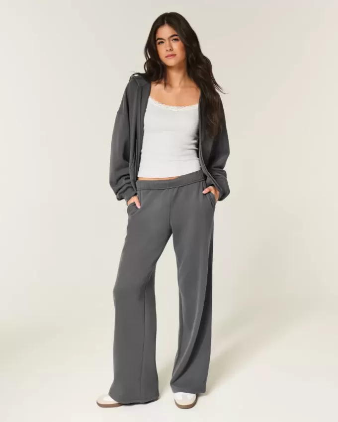 Wide-Leg Sweatpants